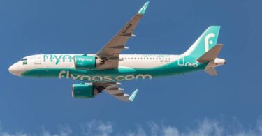 Saudi budget airline flynas signs SR504m Murabaha with SAB to fund Airbus A320neo delivery, advancing fleet expansion and Vision 2030 goals.