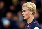 Tottenham boss Roberto De Zerbi wants Lucas Bergvall to stay but says no player can be guaranteed a place in the starting lineup.
