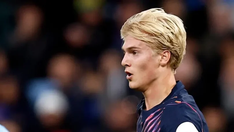 Tottenham boss Roberto De Zerbi wants Lucas Bergvall to stay but says no player can be guaranteed a place in the starting lineup.